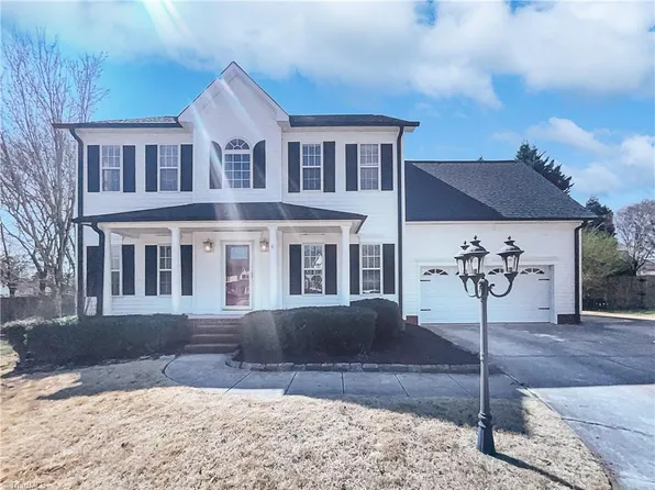 3604 Oak Field Ct, High Point, NC 27265