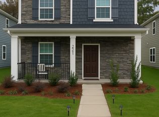 221 Emmett Dr, Pineville, NC 28134