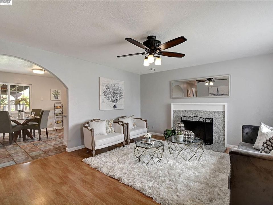 1st image of 5541 Fernwood Dr