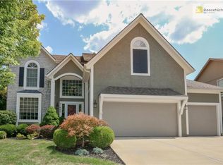21605 W 98th Ter, Lenexa, KS 66220