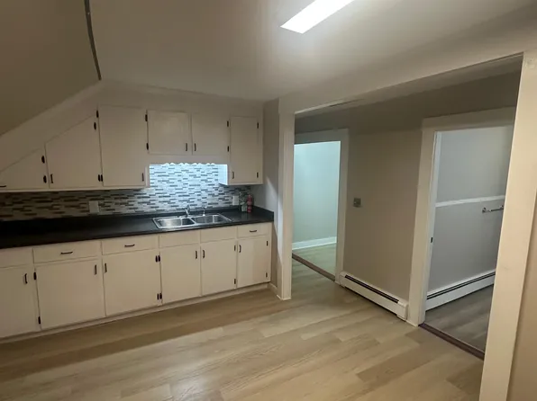 (undisclosed Address), Woonsocket, RI 02895