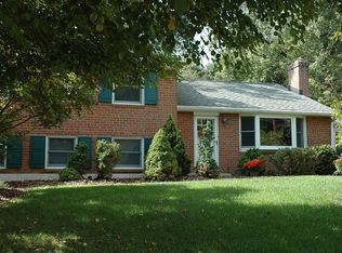 1452 Stirling Dr, Wayne, PA 19087