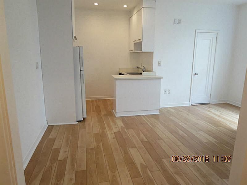 1st image of 1211 Pennsylvania Ave #1