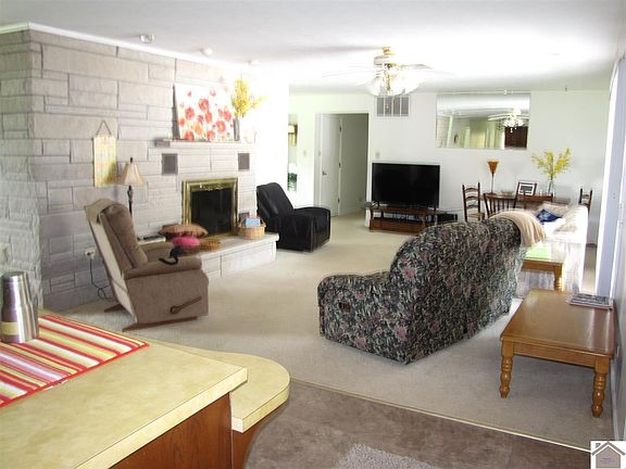 3rd image of 91 Duplex Ln