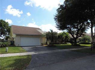 11275 SW 128th Ct, Miami, FL 33186