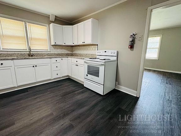 3rd image of 1101 Biddle St