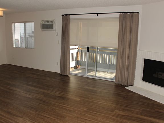 4th image of 1410 Wellesley Ave APT 105