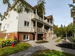 1113 Stittsville Main St #C, Ottawa, ON K2S0C8
