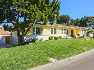 1215 Oakside Ln, Glendale, CA 91208