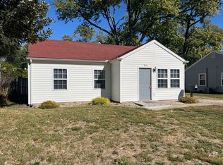 904 E Fairlawn Dr, Urbana, IL