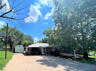 219 Stapleton Dr, Prairie Grove, AR 72753