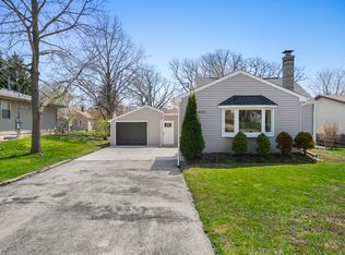 10333 W Ames Ave, Beach Park, IL 60099