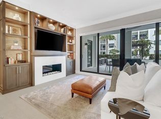 1135 3rd Ave S UNIT 216, Naples, FL 34102