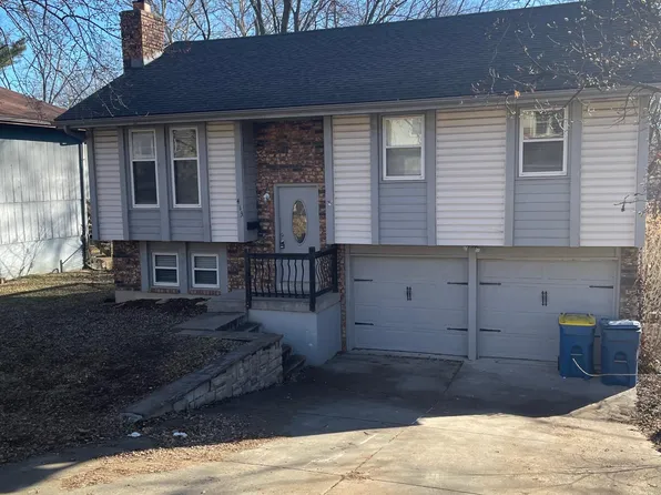 413 N Jefferson Ave, Liberty, MO 64068