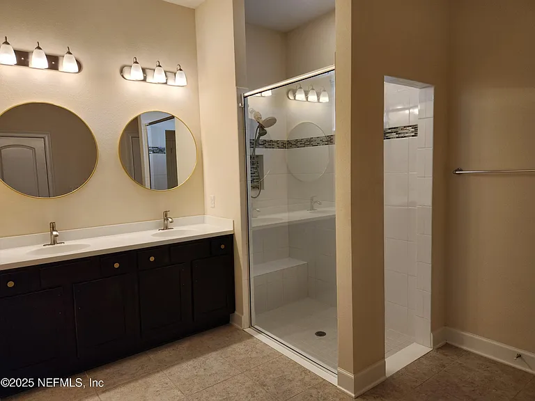 50 Eliana Ave — Photo 9