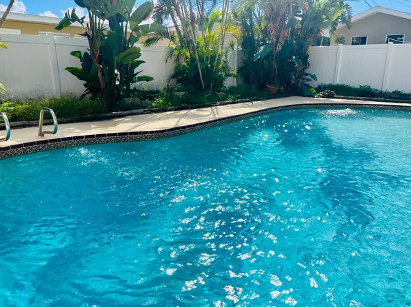 510 W Gateway Ct, Merritt Island, FL 32952
