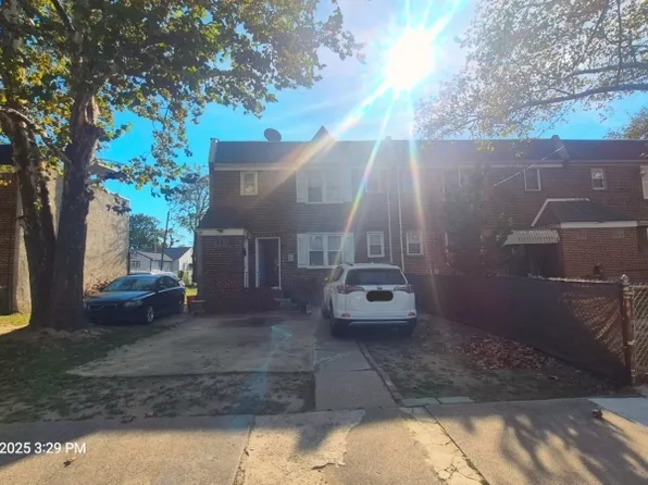 555 Pfeiffer St, Camden City, NJ 08105