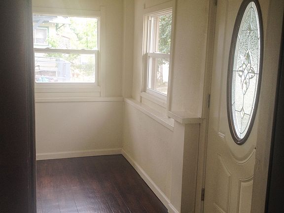 Entry/Mud room