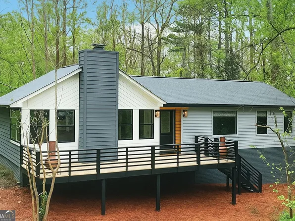 137 Creekview Dr, Woodstock, GA 30188