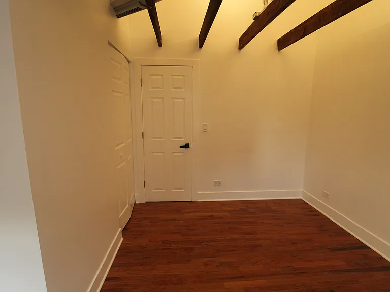 1362 N Bosworth Ave #4A — Photo 13