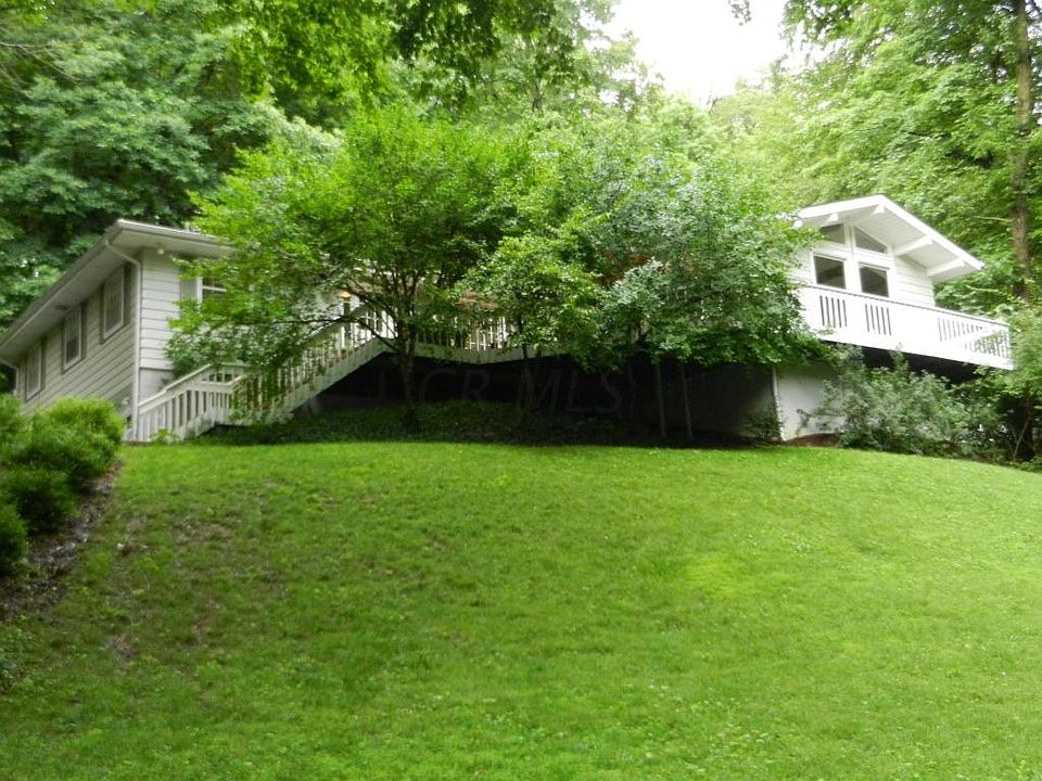 1st image of 144 Beechwood Dr