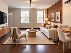 3 E 124th St, New York, NY