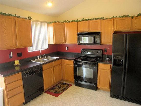 2nd image of 1085 Shadowridge Dr