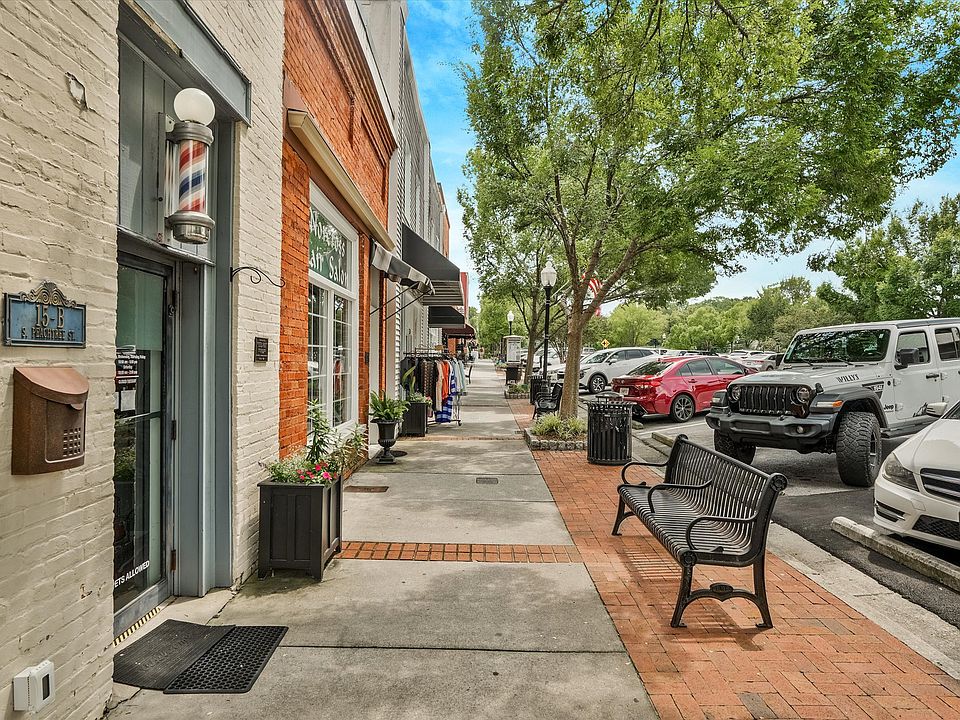 1st image of 170 W Peachtree St