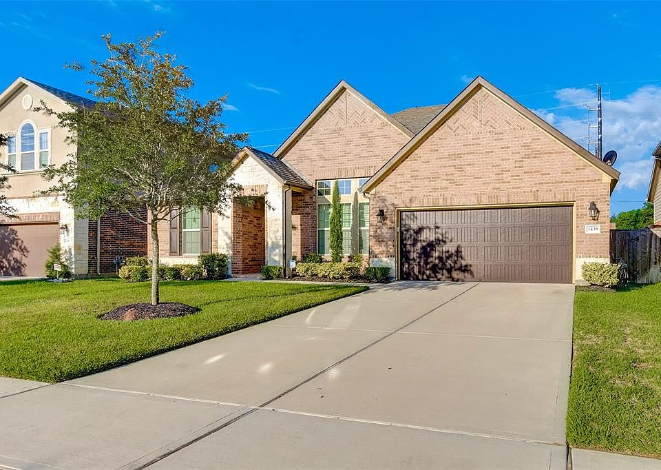 1st image of 3438 Norwich Gardens Ln