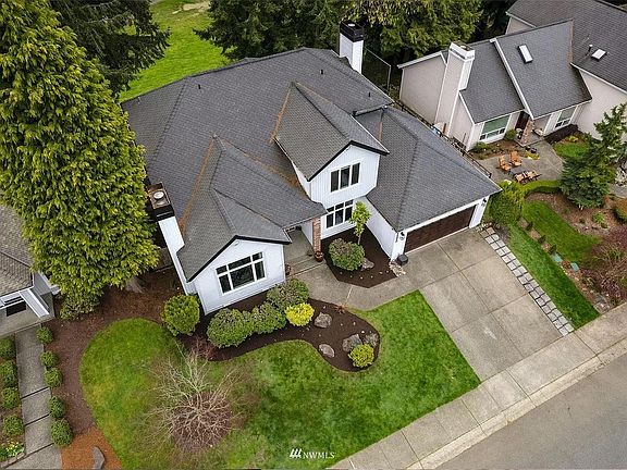 2nd image of 25520 Lake Wilderness Country Club Dr SE