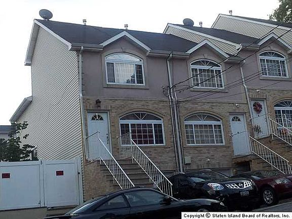 3rd image of 16 Maxie Ct
