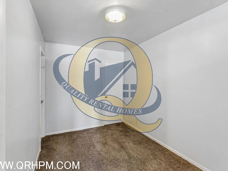 111 N Shiawassee St — Photo 9