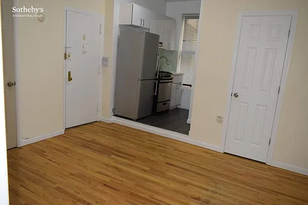 Rented by Sotheby's International Realty | media 11