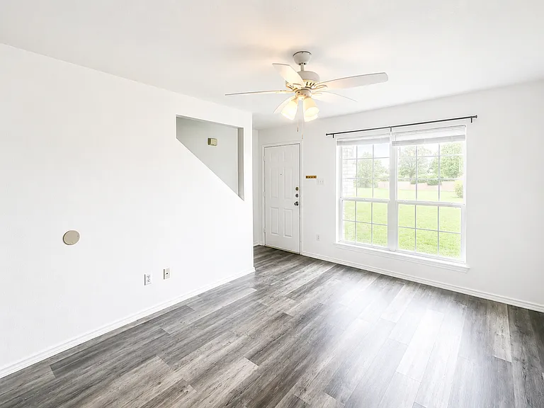 1708 Kylie Cir #A — Photo 4