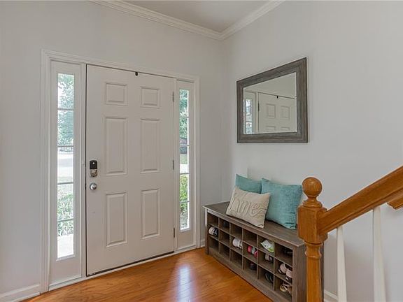 5th image of 609 Pecan Knoll Dr #14