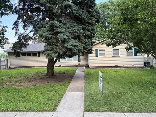 5801 Floyd St, Overland Park, KS 66202