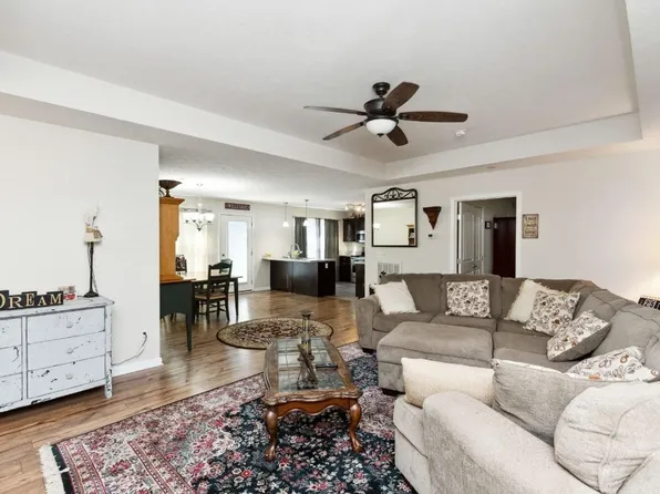 1419 Leaf Ln, Ashland City, TN 37015