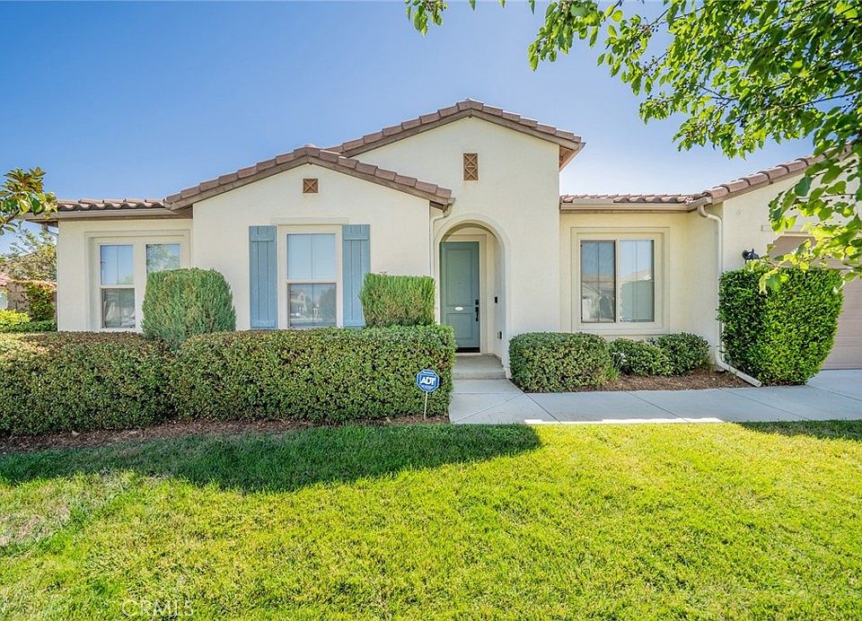 1st image of 27832 Huron Ct