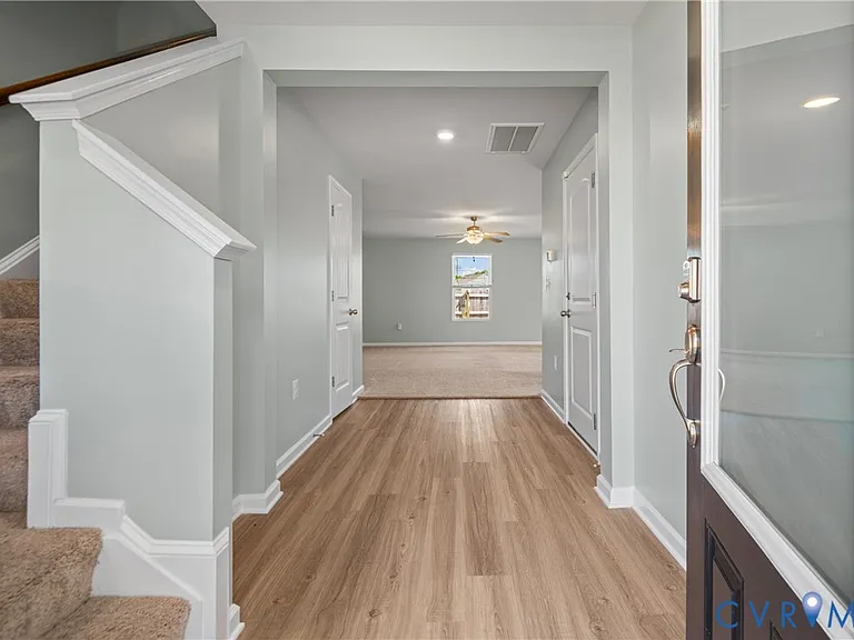 2854 Meadow View Blvd — Photo 5