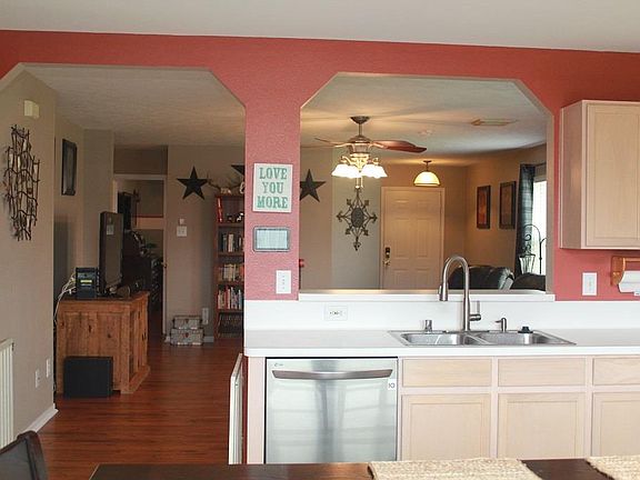 5th image of 3401 Huisache Blvd