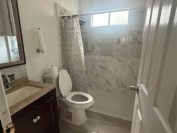 5th image of 3391 Jola Cir