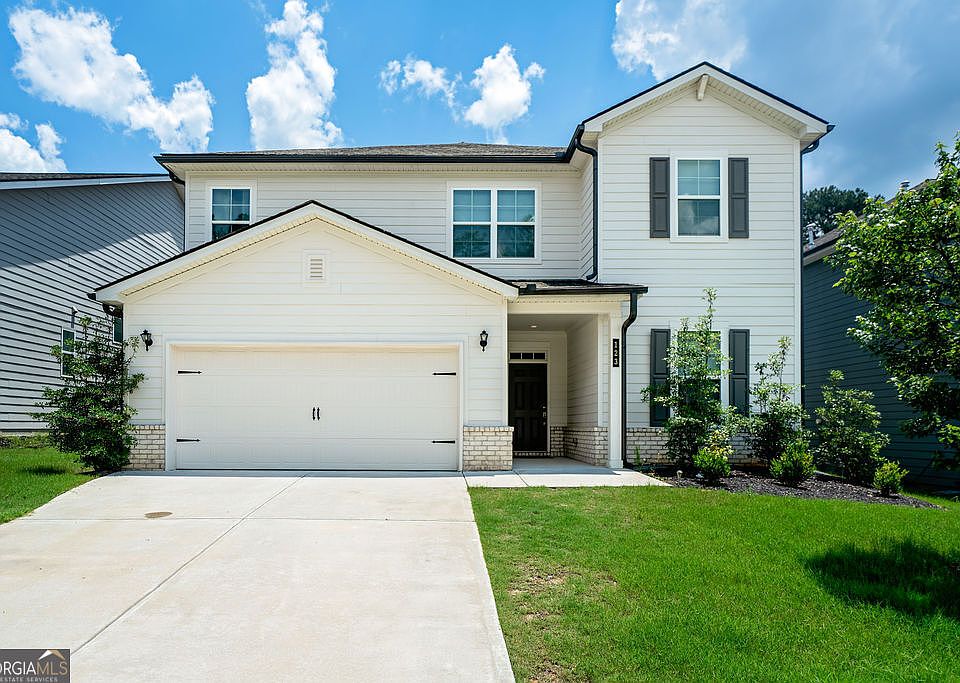 1st image of 123 Vivian Ln