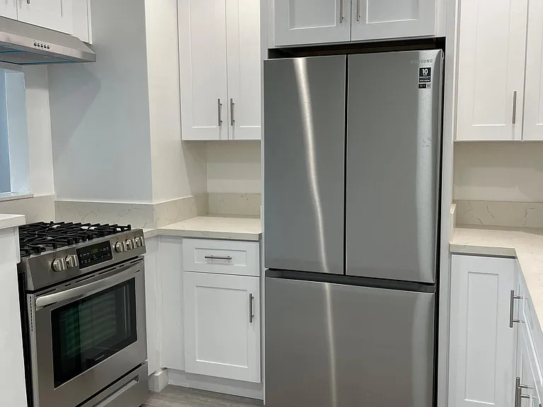 3115 Ivy St #7 — Photo 3