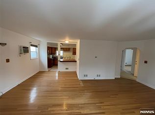 567 Stewart St #2, Ridgefield, NJ 07657