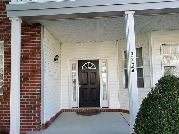 2nd image of 3724 Cainhoy Ln