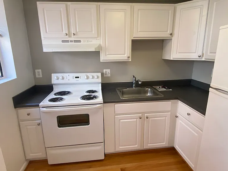1420 Chapin St NW #206 — Photo 3