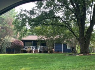 298 Dunson Cemetery Rd, Commerce, GA 30530