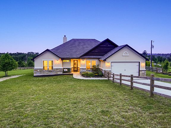 2nd image of 109 Spur Ct