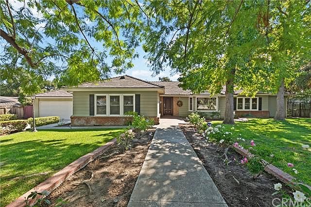 1st image of 250 Oakhurst Ln