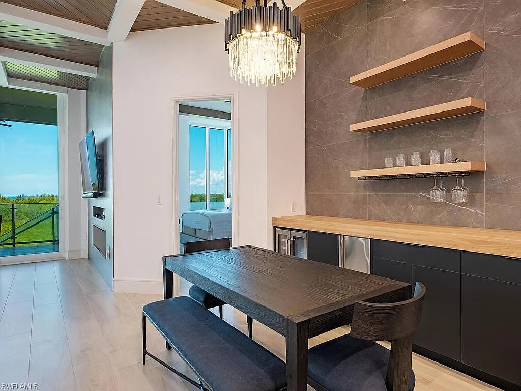2 bed, 3.0 bath, 2173 sqft, $22,000 — Photo 4